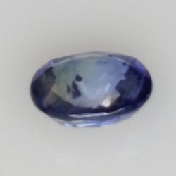 1,00 ct Saphir im Ovalschliff 6,3x5,4 mm