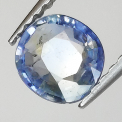 0,85 ct Saphir im Ovalschliff 5,9x5,4 mm