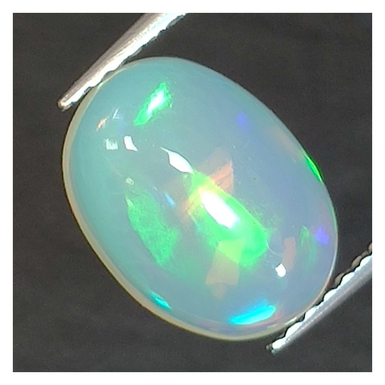 1,71ct Oval cut opal 10.4 x 7.7 mm