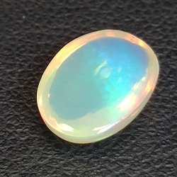 1,71ct Oval cut opal 10.4 x 7.7 mm