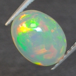 2,16ct Oval cut opal 10,5x7,9 mm