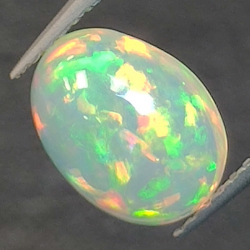 2,16ct Oval cut opal 10,5x7,9 mm