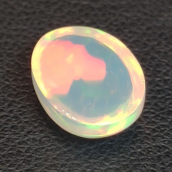 2,69ct Opal im Ovalschliff 11,5x8,6 mm