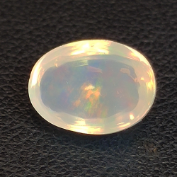 1,98ct Oval cut opal 10,3x7,6mm