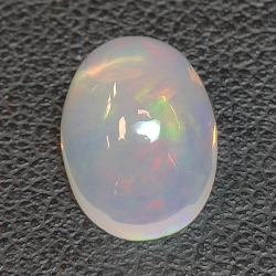 1,98ct Oval cut opal 10,3x7,6mm