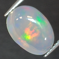 1,98ct Oval cut opal 10,3x7,6mm