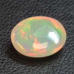 1,53ct Oval cut opal 9,6x7x6mm