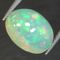 2,21ct Oval cut opal 10,2x7,8 mm