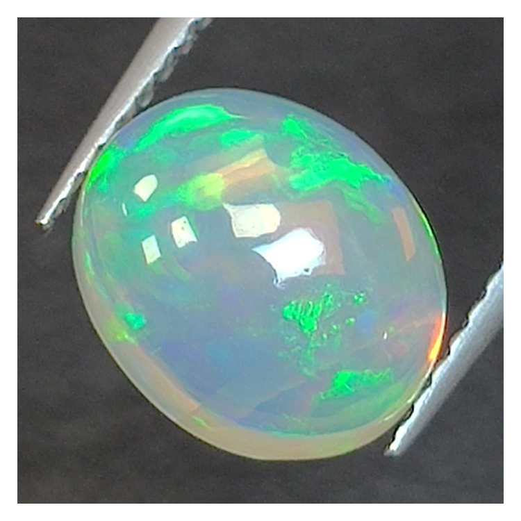 1,87ct Opal im Ovalschliff 9,4x7,7 mm