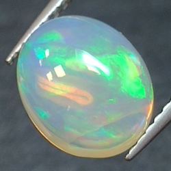 1,87ct Oval cut opal 9,4x7,7 mm