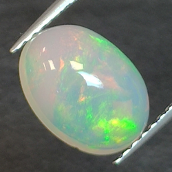 1,53ct Oval cut opal 9,7x7,03 mm