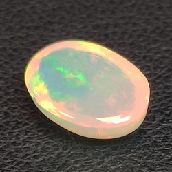 1,53ct Oval cut opal 9,7x7,03 mm