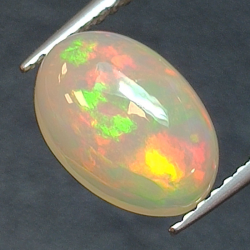 1,54ct Oval cut opal 9,9x6,7 mm