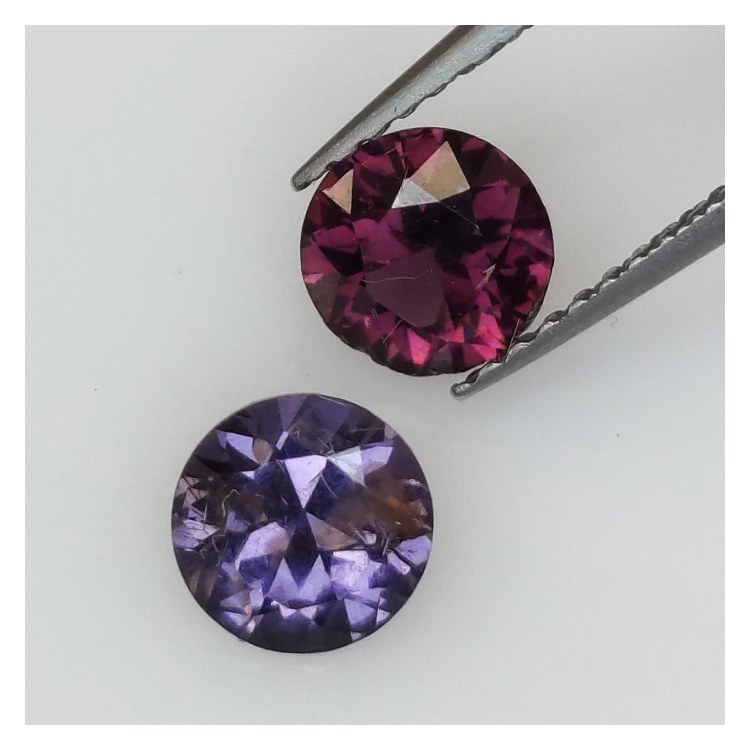 1,45ct Espinela Talla Redonda 5,6-5,7mm