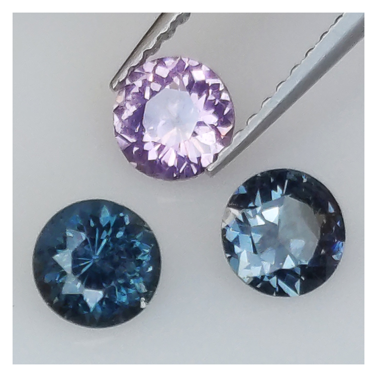 1,41ct Spinel Round Cut 4,9-5,0mm