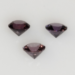 1,57ct Spinel Round Cut 4,9-5,0mm