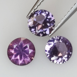 1,25ct Spinel Round Cut 4,7-4,8mm