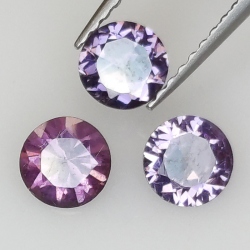 1,25ct Spinel Round Cut 4,7-4,8mm