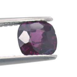 1,53 ct  Spinel Cushion Cut