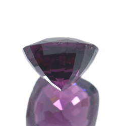 1,53 ct  Spinel Cushion Cut