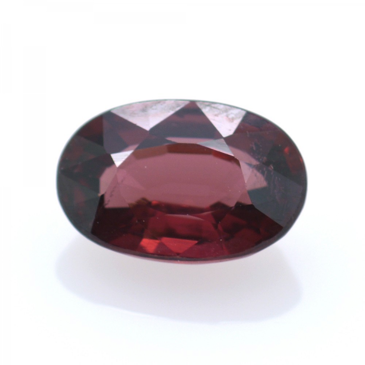 2,84 ct Rhodolite Oval Cut