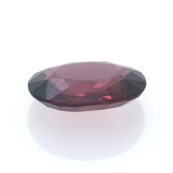 2,98 ct Rhodolite Oval Cut