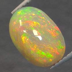 1,95ct Opale taglio ovale 10,4x7,4 mm