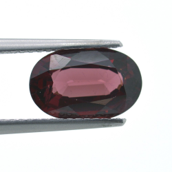 2,88ct Rhodolite Oval Cut