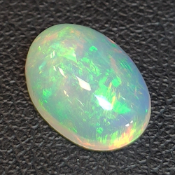 1,98ct Opale taglio ovale 10,9x8,2 mm