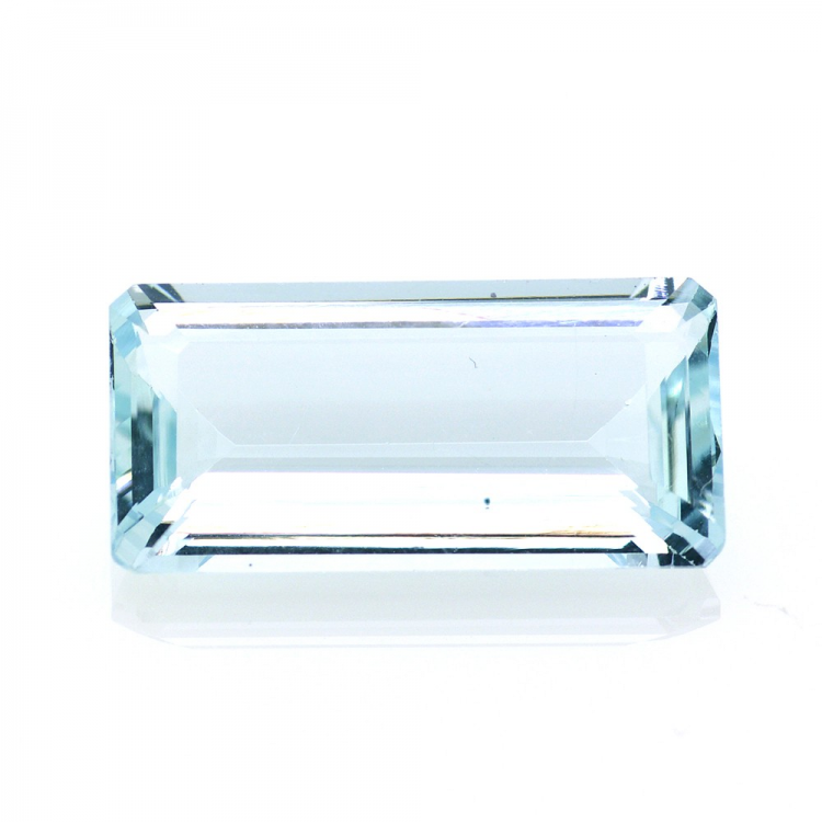 8,17 ct. Acquamarina in Faccettato Smeraldo