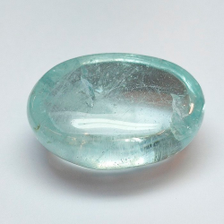49,63 ct Acquamarina naturale ovale Cabuchon 23,99 x 17,82 x 11,85 mm