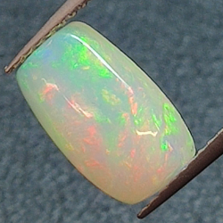 1,88ct Ópalo talla oval 11,3x6,5 mm