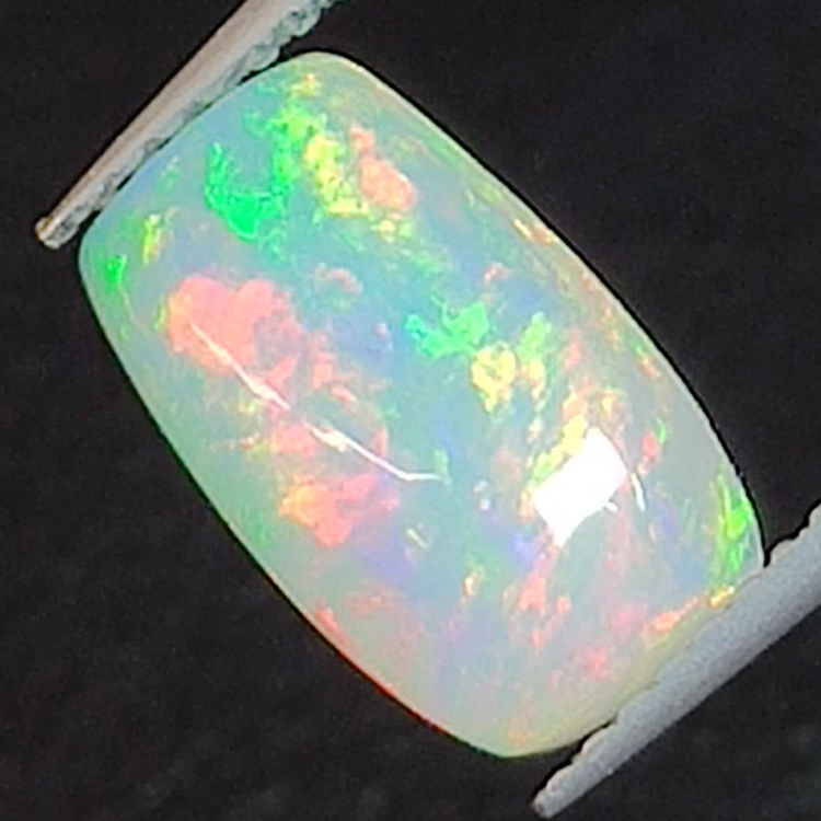 1,88ct Ópalo talla oval 11,3x6,5 mm