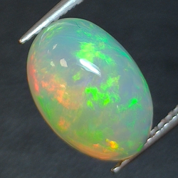 2,63ct Opale taglio ovale 11,4x7,8 mm