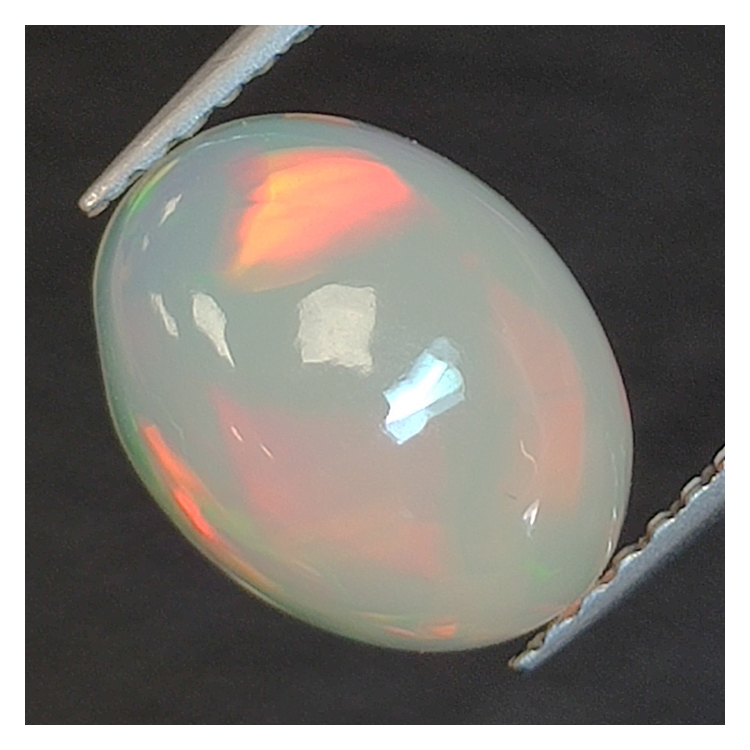 1,82ct Opale ovale 10,6x8,1 mm