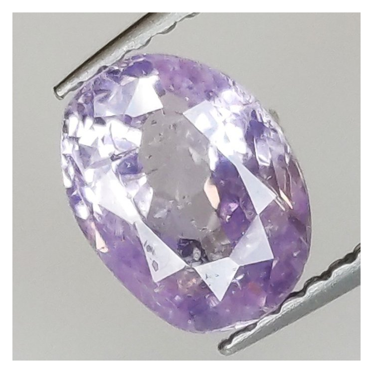 2,09 ct Violet Sapphire oval 8,31 x 6,25 x 4,35 mm