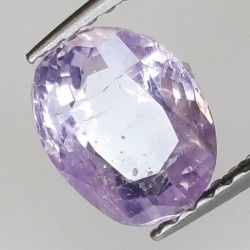 2,09 ct Zafiro Violeta oval 8,31 x 6,25 x 4,35 mm