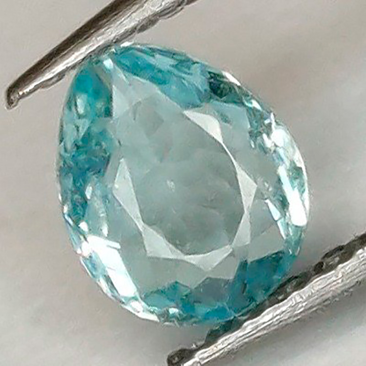 0,24 ct Turmalina pera Paraiba 4,64 x 3,78 x 1,96 mm