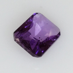 1,05 ct Zafiro Morado talla esmeralda 6,55 x 5,35 x 2,79 mm