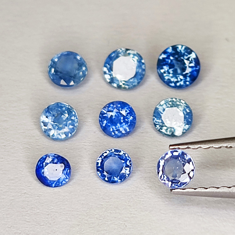 1 Karat Blauer Songea Saphir rund von 2,65 mm bis 4,05 mm