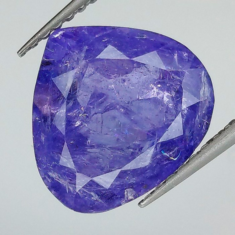 5.10 ct  Tanzanita pera 10.44 x 11.22 x 6.16 mm