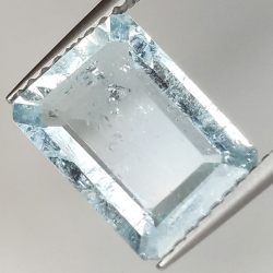 2,71 ct  Aguamarina Esmeralda 10,88 x 7,81 x 3,90 mm