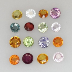 2,48 ct Sapphire multicolor round aprox 3 mm