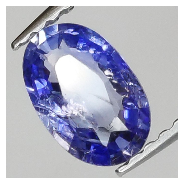 0,78 ct Zafiro Azul oval 7.23 x 4.70 x 2.58 mm