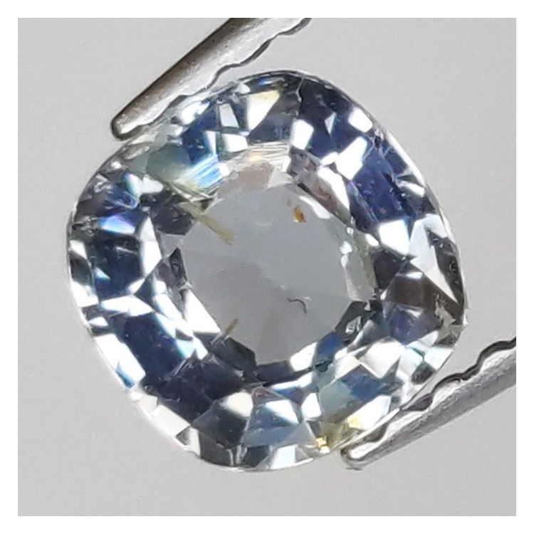 0,87 ct Cushion Sapphire blue 5,81 x 5,61 x 3,32 mm
