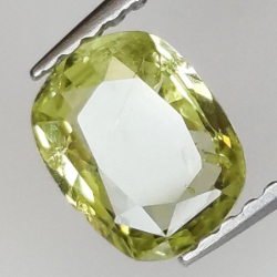 0,94 ct Zaffiro giallo a cuscino 7,18 x 5,62 x 2,65 mm