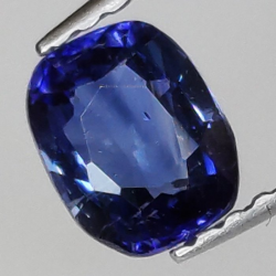 0,83 ct Zafiro cojín azul 6,01 x 4,80 x 2,92 mm