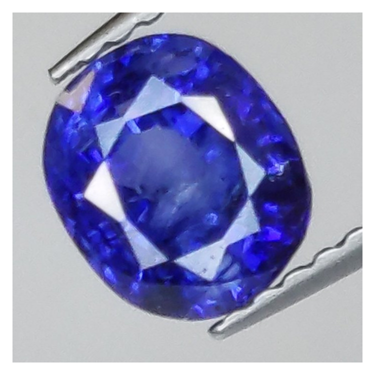 1,72 ct Saphir bleu ovale 5,57 x 5,74 x 4,82 mm