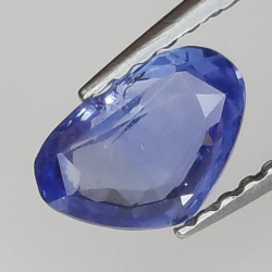 0.99 ct Zafiro azul talla corazón 7,25 x 4,90 x 2,87 mm