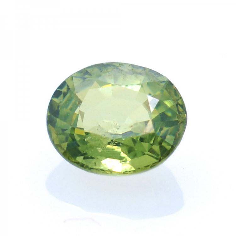 0,69ct Demantoid Oval Schnitt